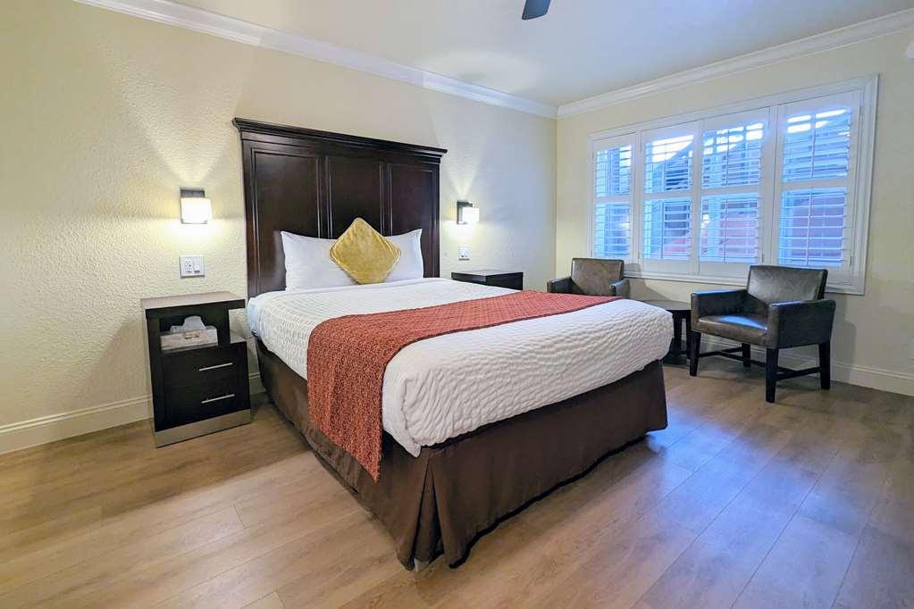 Clarion Collection Wilkie'S Inn Pacific Grove - Monterey Bilik gambar